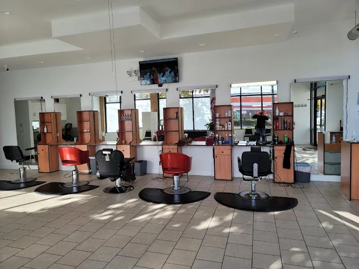 Imran's barber salon Picture 8