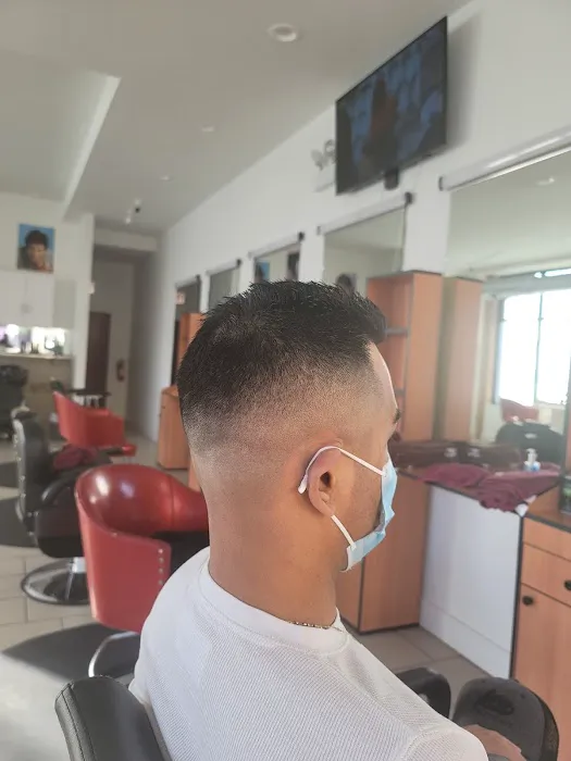 Imran's barber salon Picture 6