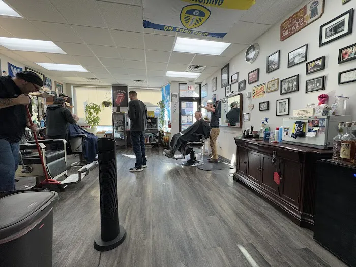 Frank’s Barber Shop Picture 10