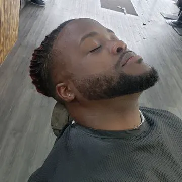 AP BARBER SHOP Picture 7