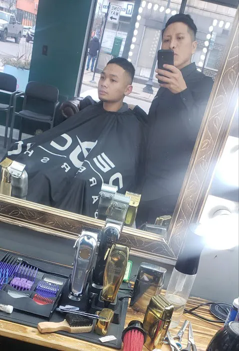 AP BARBER SHOP Picture 5