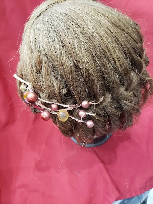 Sonia's Unisex Hair Salon Picture 2
