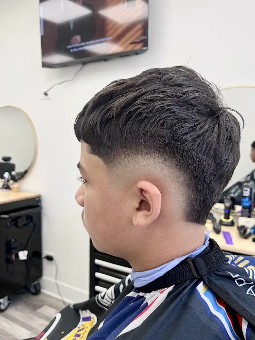 Jose's Barbershop Picture 2