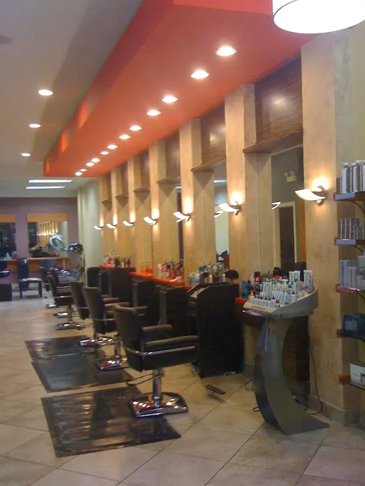 INSTYLE HAIR STUDIO & DAY SPA Picture 5