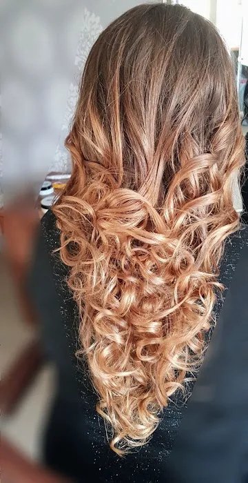 Ella Hair Studio - Chicago Picture 6