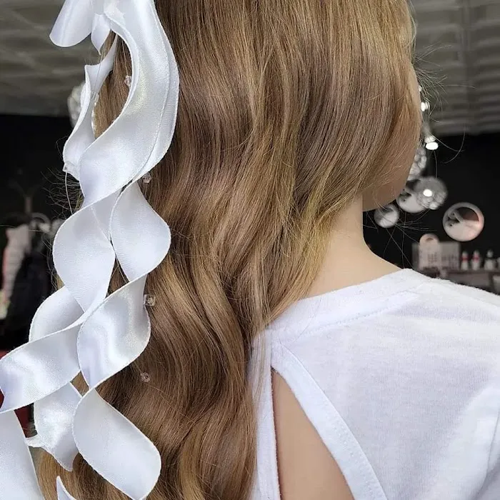 Ella Hair Studio - Chicago Picture 5