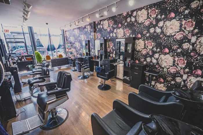 W Hair Studio Lakeview Picture 5