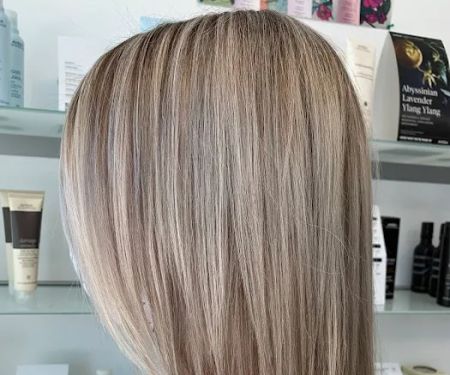 W Hair Studio Lakeview