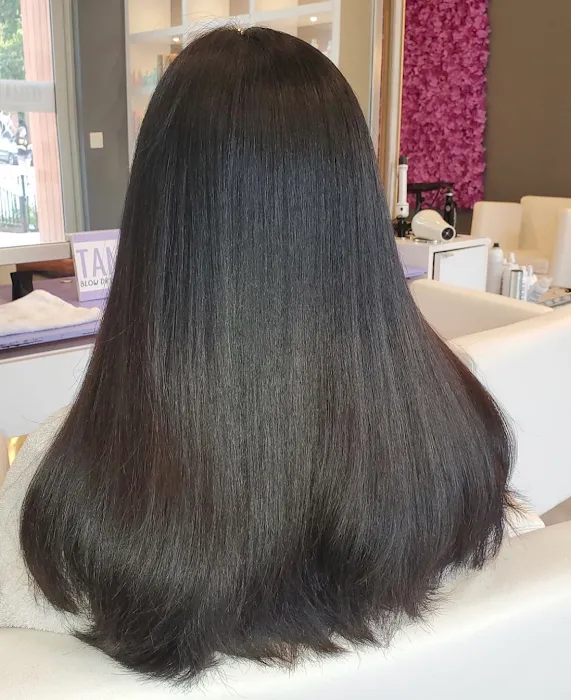 Tamed By Gravity Salon & Spa Picture 5
