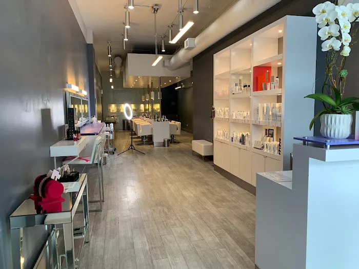 Tamed By Gravity Salon & Spa Picture 7