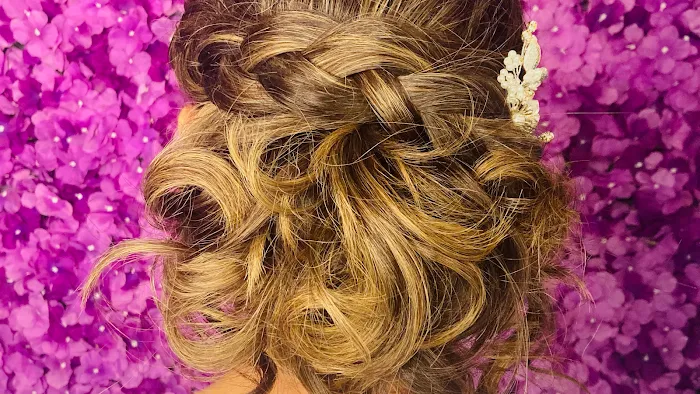 Tamed By Gravity Salon & Spa Picture 9