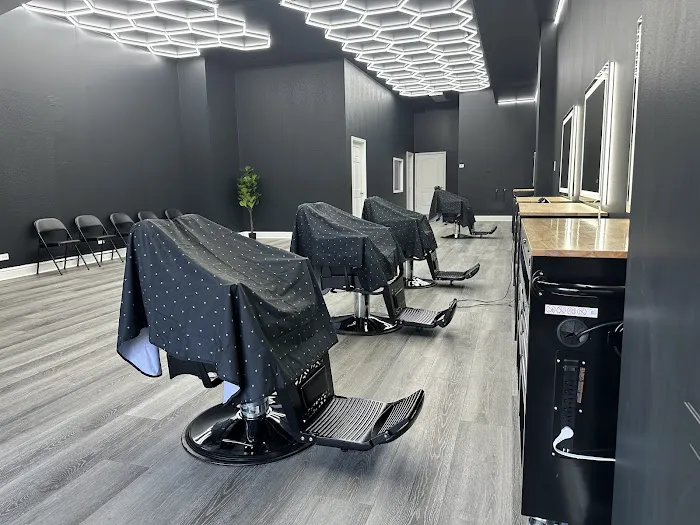 Marco’s Barber Shop Picture 8
