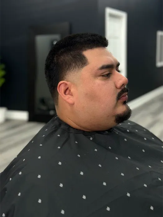 Marco’s Barber Shop Picture 9