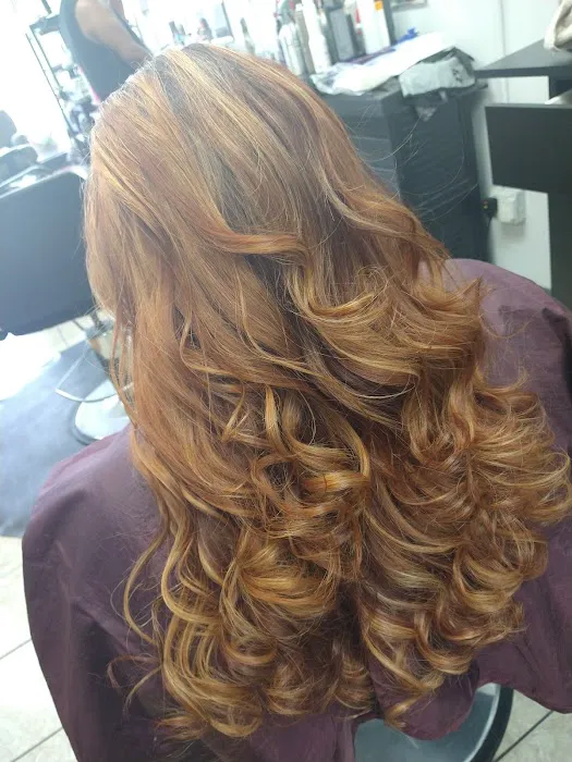 Three's Kompany Hair Design Picture 4