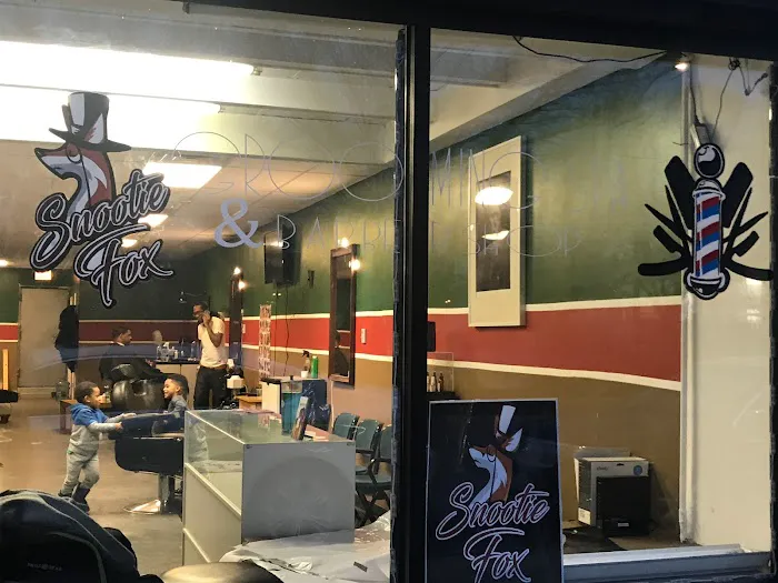 Snootie Fox Barbershop Picture 8