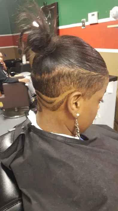 Snootie Fox Barbershop Picture 1