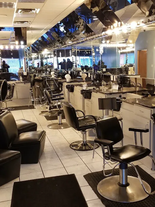 Doll Up Hair Salon Picture 6
