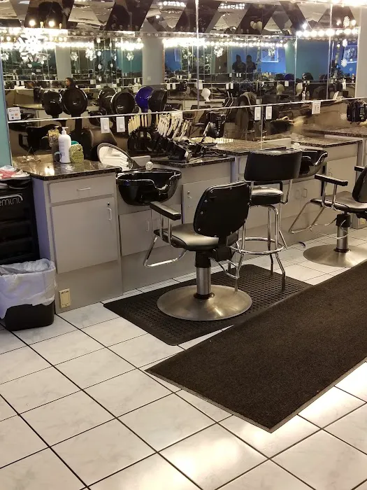 Doll Up Hair Salon Picture 1