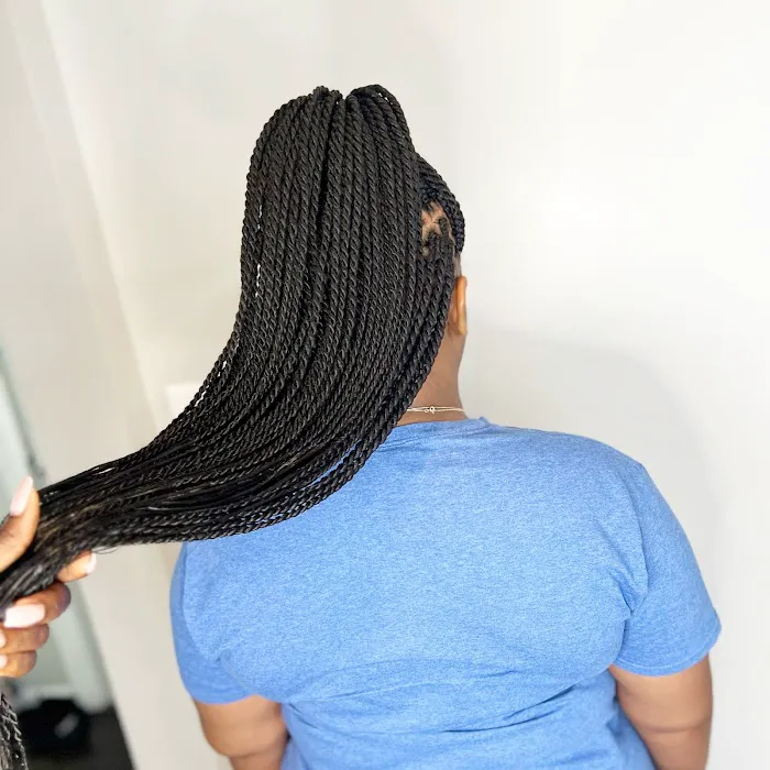Maggies African Hair Braiding Picture 10