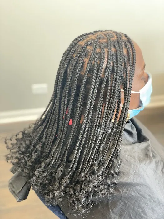 Maggies African Hair Braiding Picture 4