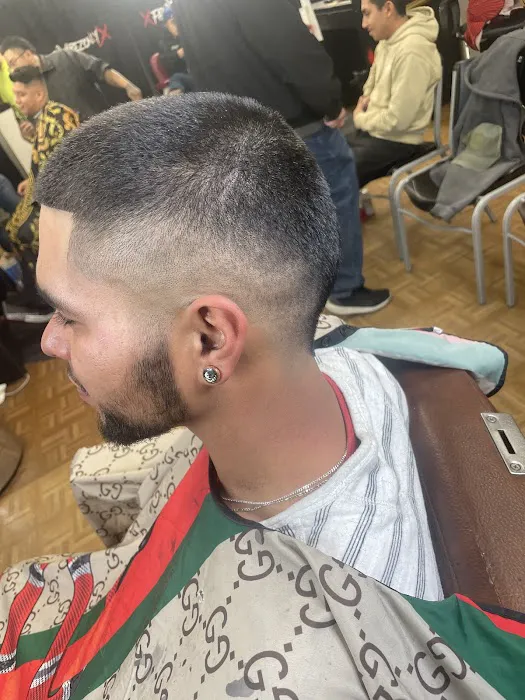 FADED VIBEZ ONLY BARBERSHOP Picture 3