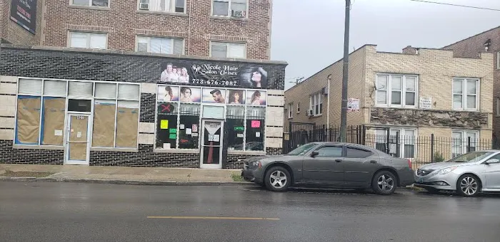 Nicole Hair Salon Unisex Picture 1