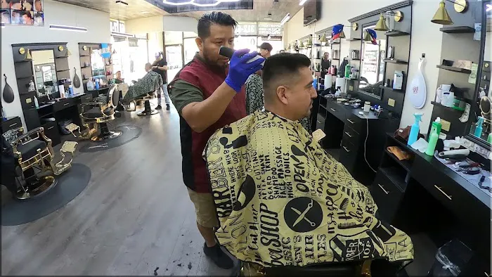 BROTHERS BARBER SHOP Picture 6