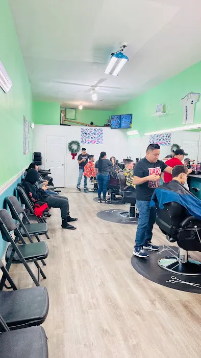 BROTHERS BARBER SHOP Picture 3