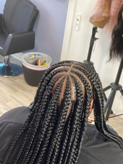 Your Tru Destini Salon Suite Picture 6