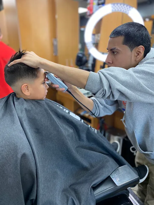 Chicago Cuts barbershop Picture 9