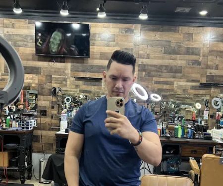 Chicago Cuts barbershop