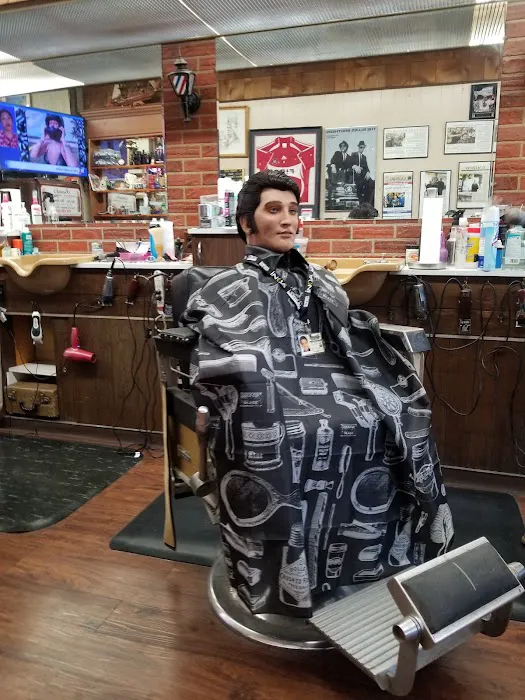 Frank's Barber Shoppe Picture 7