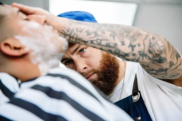 Leroy Avenue Barbershop Picture 7