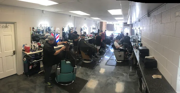 Leroy Avenue Barbershop Picture 4
