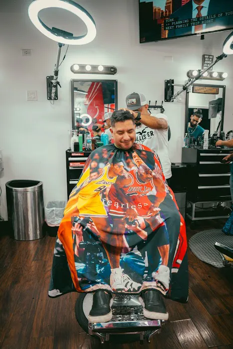 Curly's Fresh Fades Picture 3