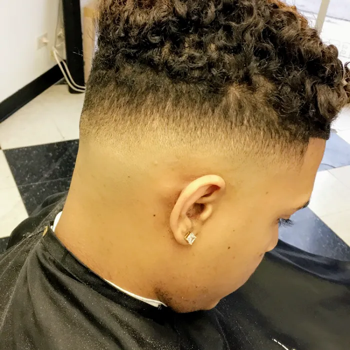 MintFades BarberShop Picture 2