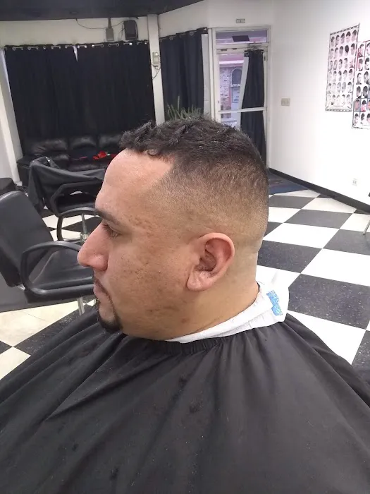 MintFades BarberShop Picture 7