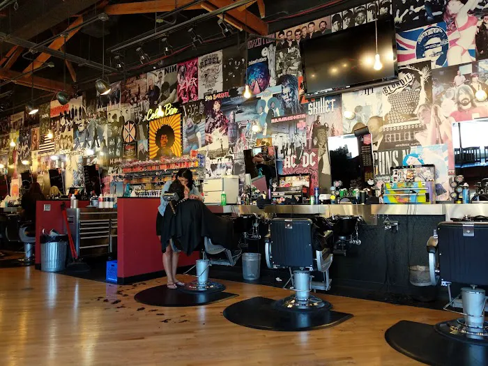 Floyd's 99 Barbershop Picture 7