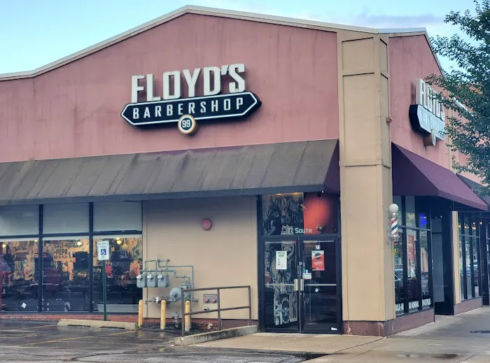 Floyd's 99 Barbershop Picture 3
