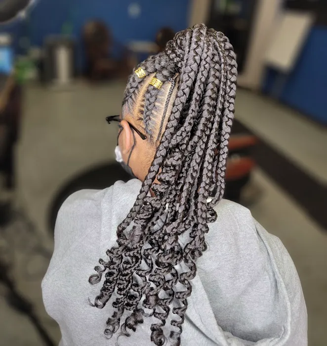 Gentle Touch Locs & Braids Picture 10