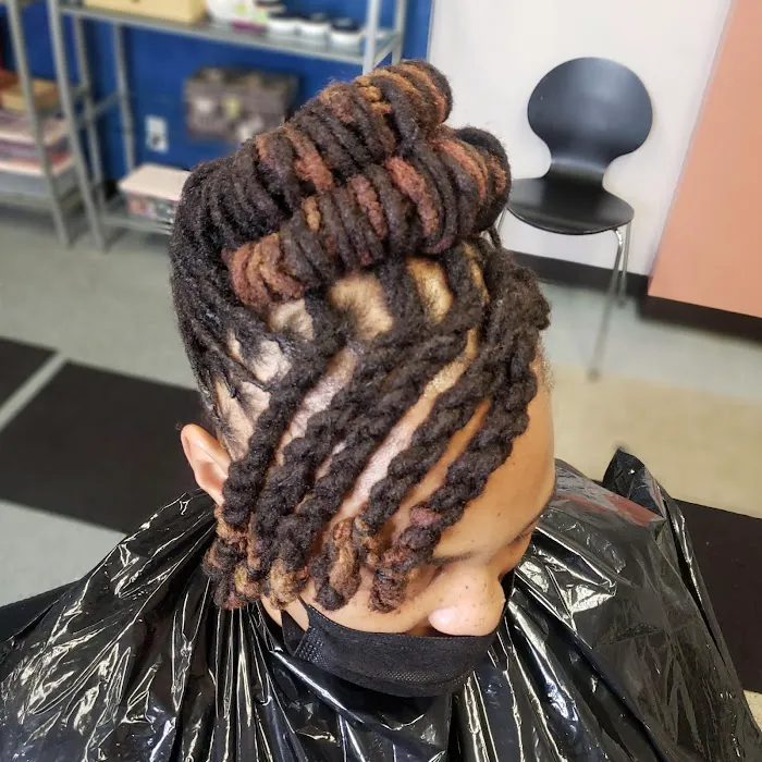 Gentle Touch Locs & Braids Picture 2
