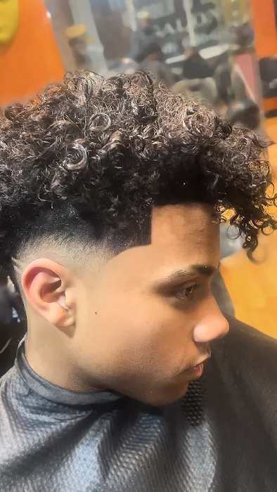 Hair Dreams Beauty and Barber Salon Picture 9