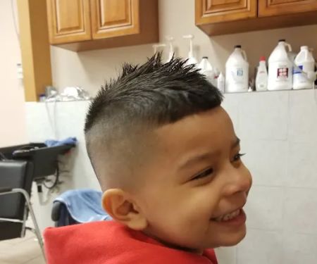 Tom's Hair Salon