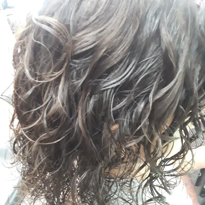 Nina's Hair Studio Picture 7
