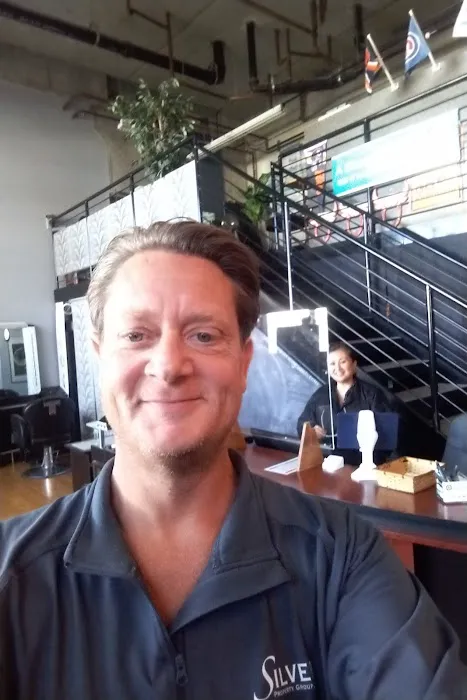 A Sharper Image Salon and Barber Picture 1