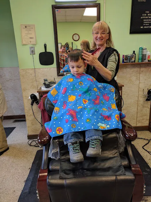 Welles Park Barber Shop Picture 8