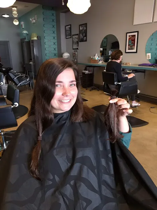 Flipt Salon Picture 2