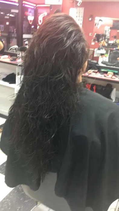 Caldian Hair Salon Picture 4