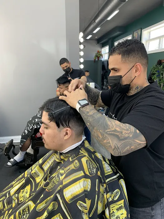 Fade O clock Barbershop Picture 8
