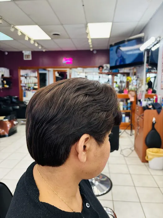 New Fashion Beauty Salon Picture 1